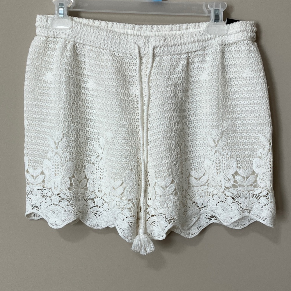 A&F Cream Lace High Waist Women Shorts
